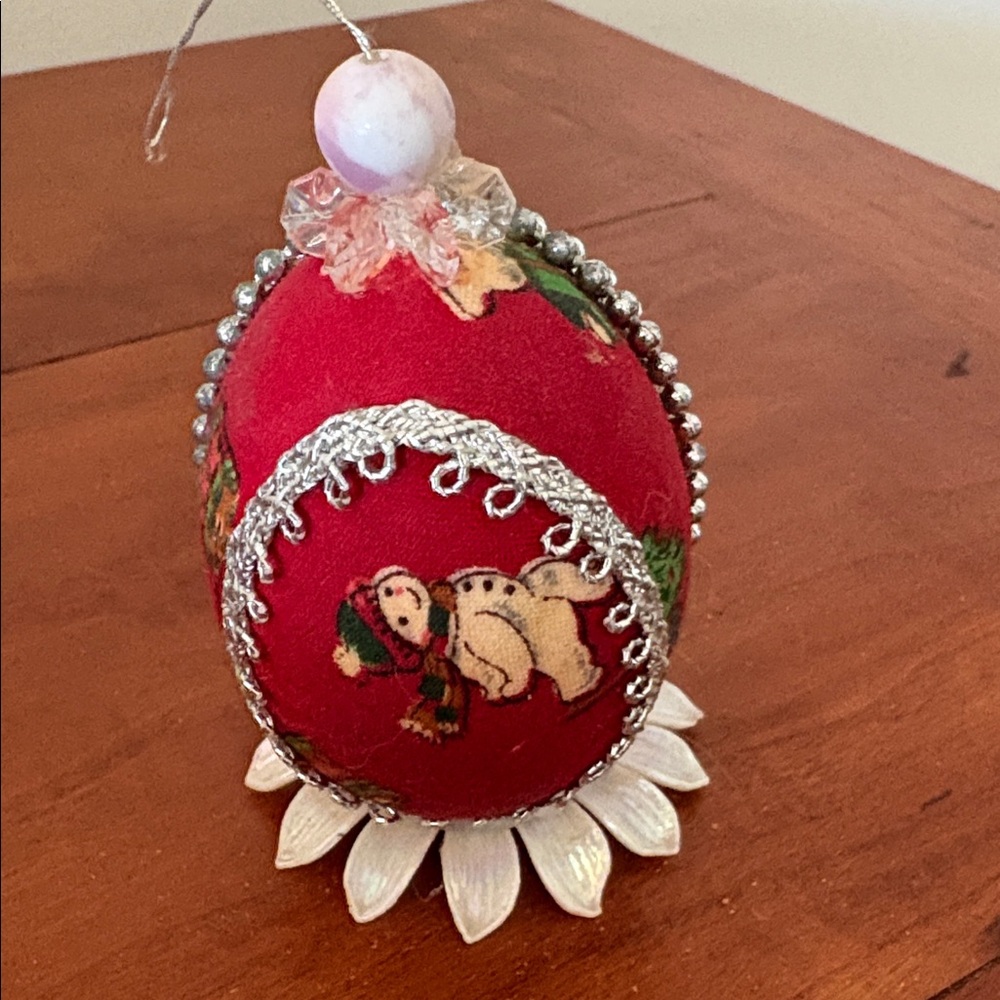 Handmade Christmas Egg Diorama Ornament Vintage Beaded Folk Art - Picture 4 of 9